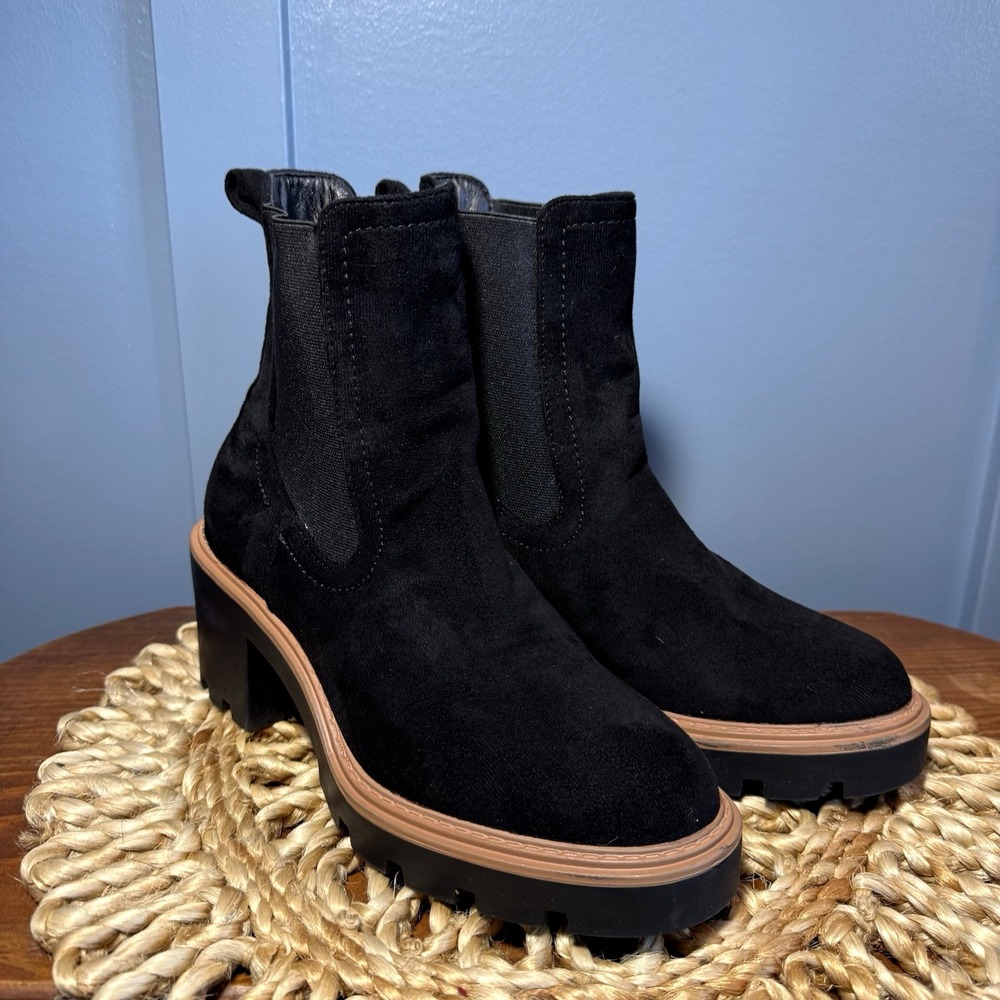 Jessica Carlisle Chelsea Boot Women Size 8 Lug Sole Ankle Black Microfiber